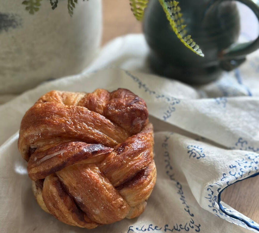 LONG SHELF LIFE — Baked and immediately frozen, with up to 5 months of shelf life for every delivery. LONG SHELF LIFE — Baked and immediately frozen, with up to 5 months of shelf life for every delivery.